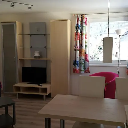 Hoerhager Apartment *